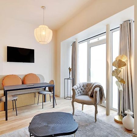 Charming 1-Bedr Parisian Apartment In Vibrant Rue D'Hauteville エクステリア 写真